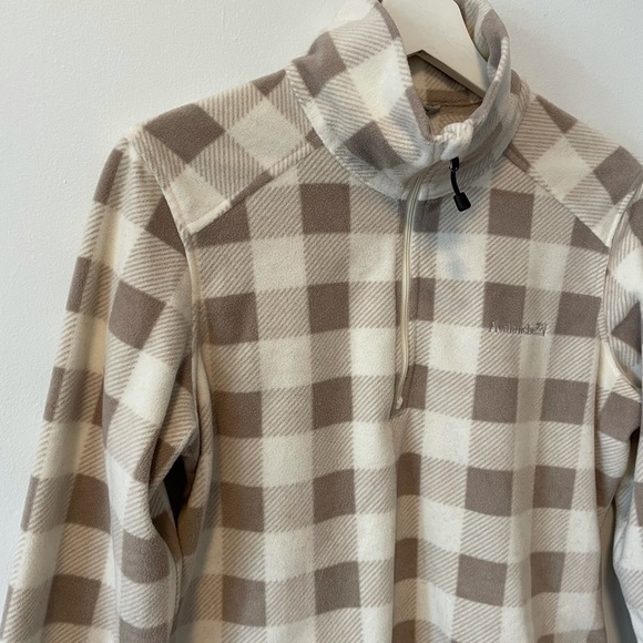 Avalanche Plaid 1/4 Zip Fleece - Picture 2 of 11
